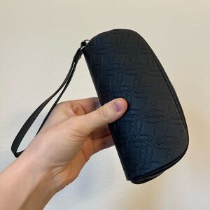 Oakley Sunglasses Eyeglasses Wristlet Case Semi Hard Shell Case